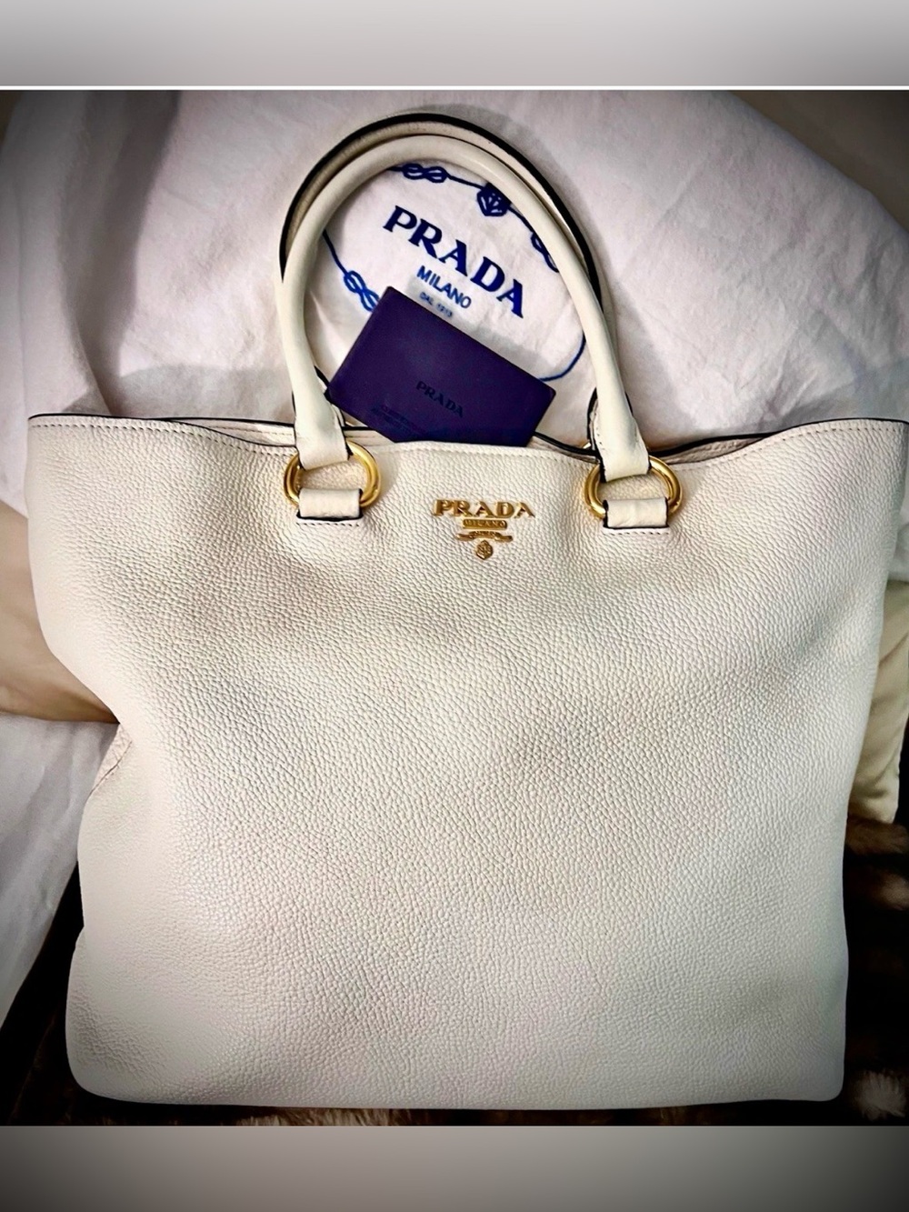 PRADA Phenix CreamWhite Lthr Tote/GOLDTone Logo Hdwe.+Jacquard lining/Cards/DB